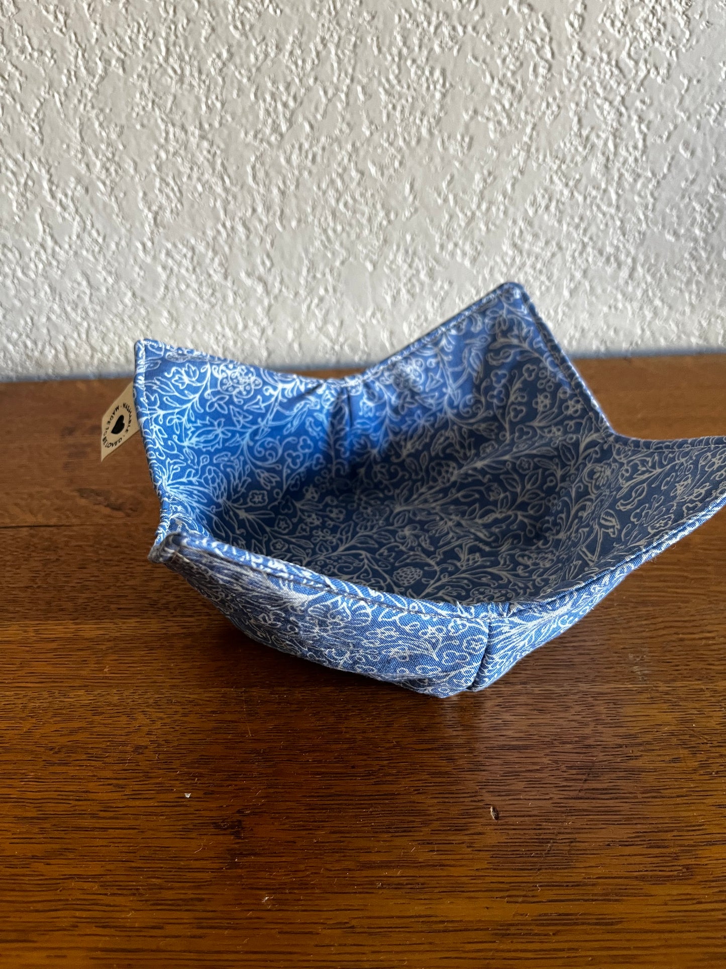 Blue and White Vines Bowl Cozy