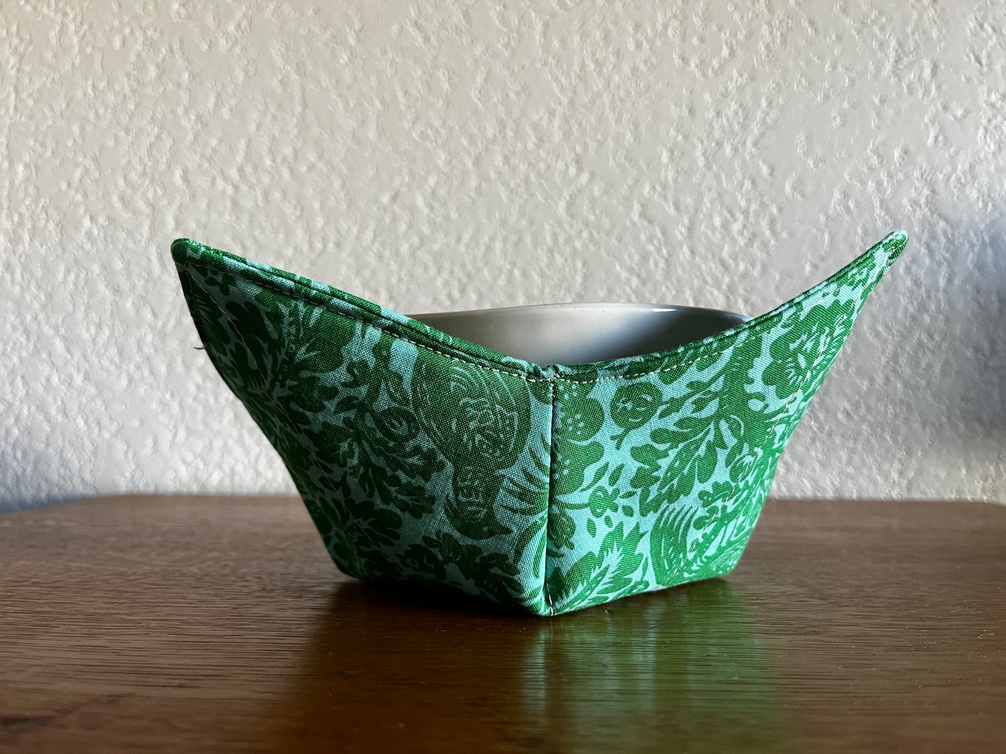 Green Victorian Peacock Bowl Cozy